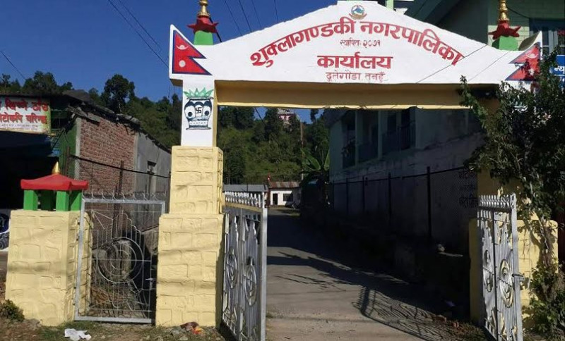 शुक्लाफाँटा नगरपालिकामा मदिरा कारोबारलाई व्यवस्थित गरिँदै, अटेरीलाई कारबाही गरिने